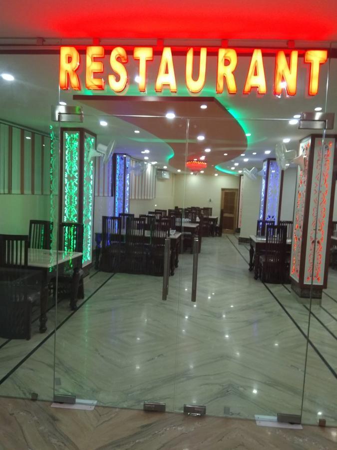 Hotel Sky Bule & Restaurant Khas Nagrota Extérieur photo