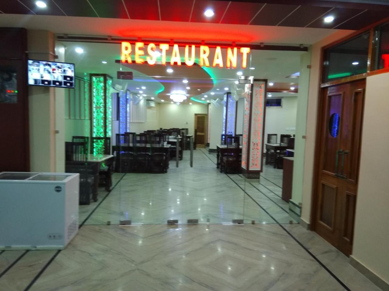 Hotel Sky Bule & Restaurant Khas Nagrota Extérieur photo