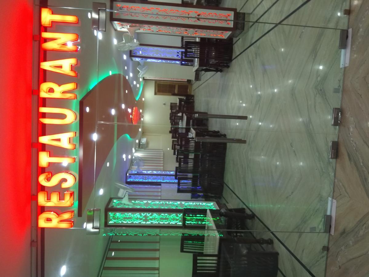 Hotel Sky Bule & Restaurant Khas Nagrota Extérieur photo