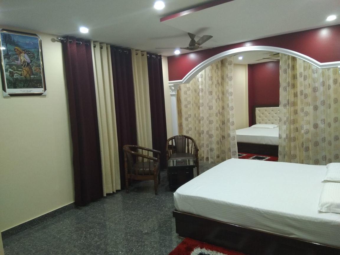 Hotel Sky Bule & Restaurant Khas Nagrota Extérieur photo
