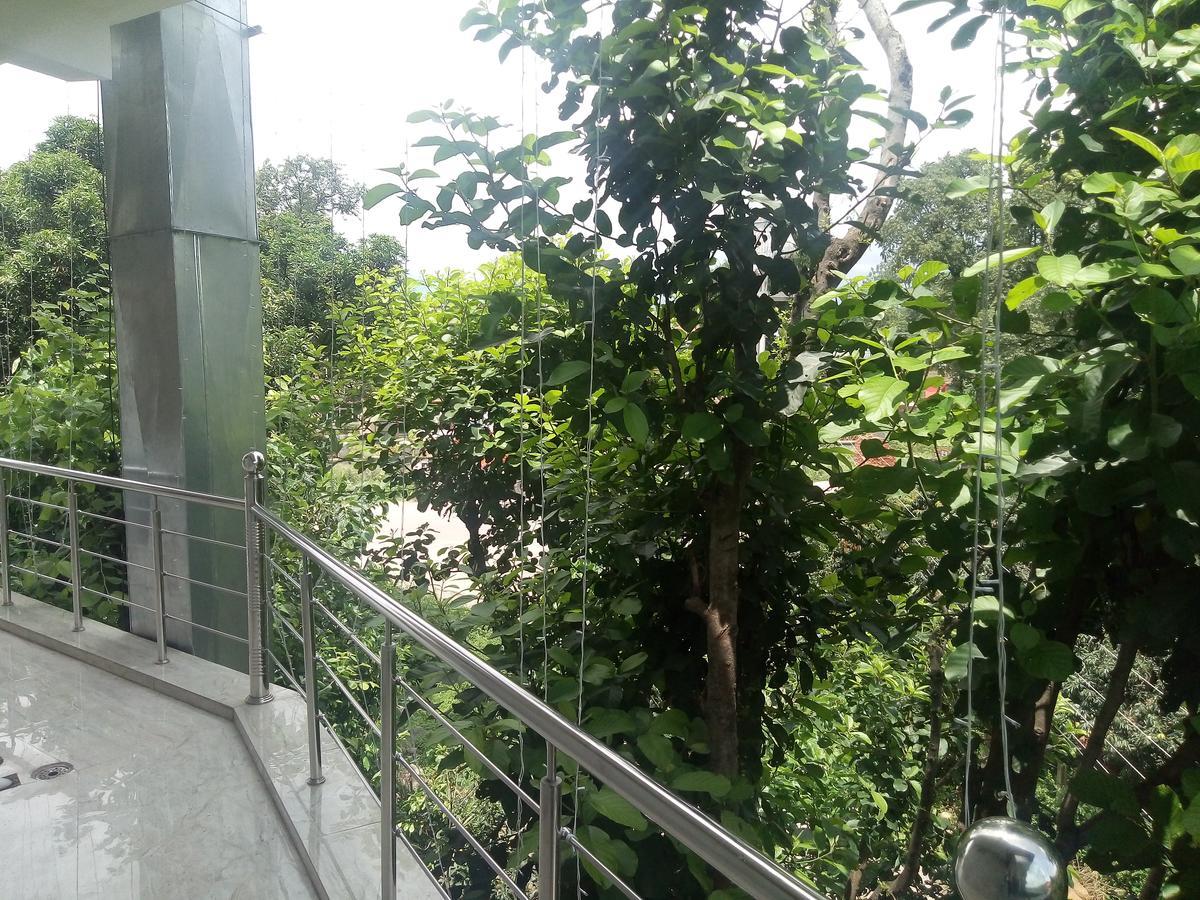 Hotel Sky Bule & Restaurant Khas Nagrota Extérieur photo