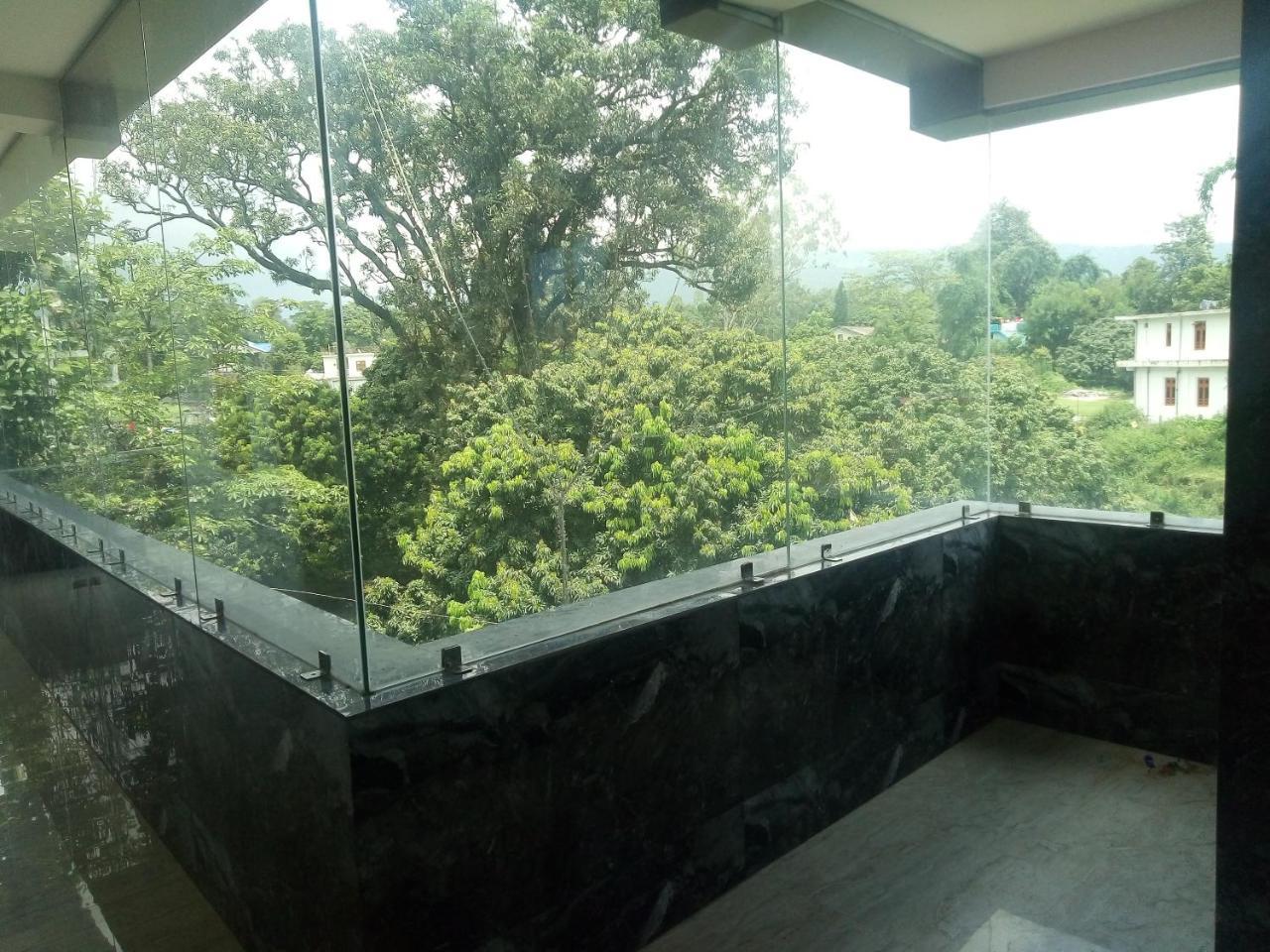 Hotel Sky Bule & Restaurant Khas Nagrota Extérieur photo